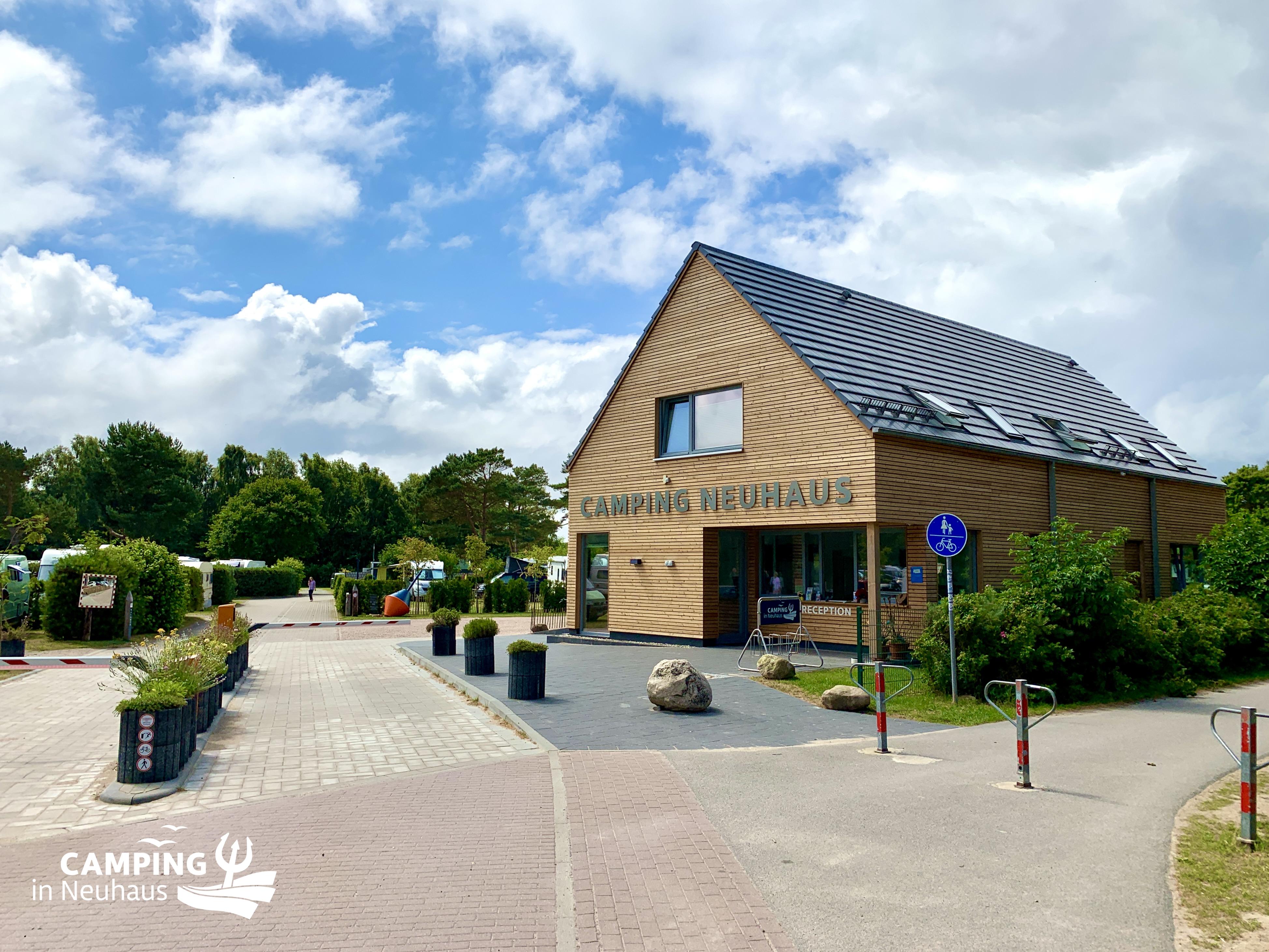 Die neue Rezeption auf Camping in Neuhaus